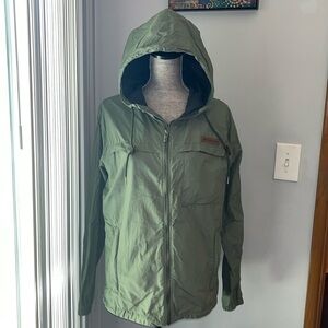Columbia Men's wheeler peak windbreaker green size Small